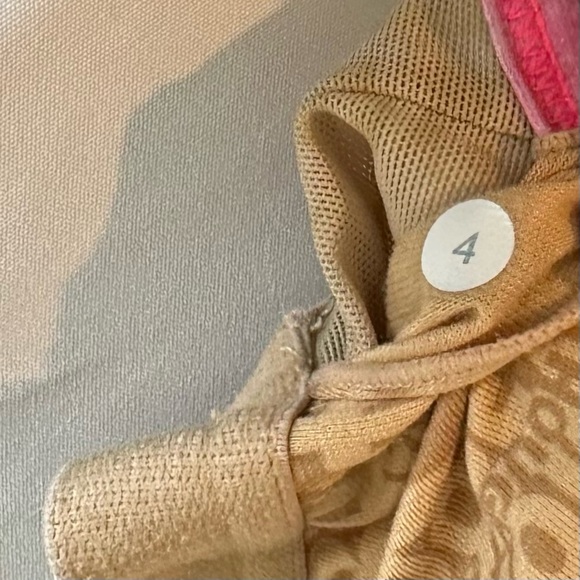 Lululemon Womens Tank Top Power Y Built In Shelf Bra Racerback Blurred Blossom 4 - Picture 16 of 16